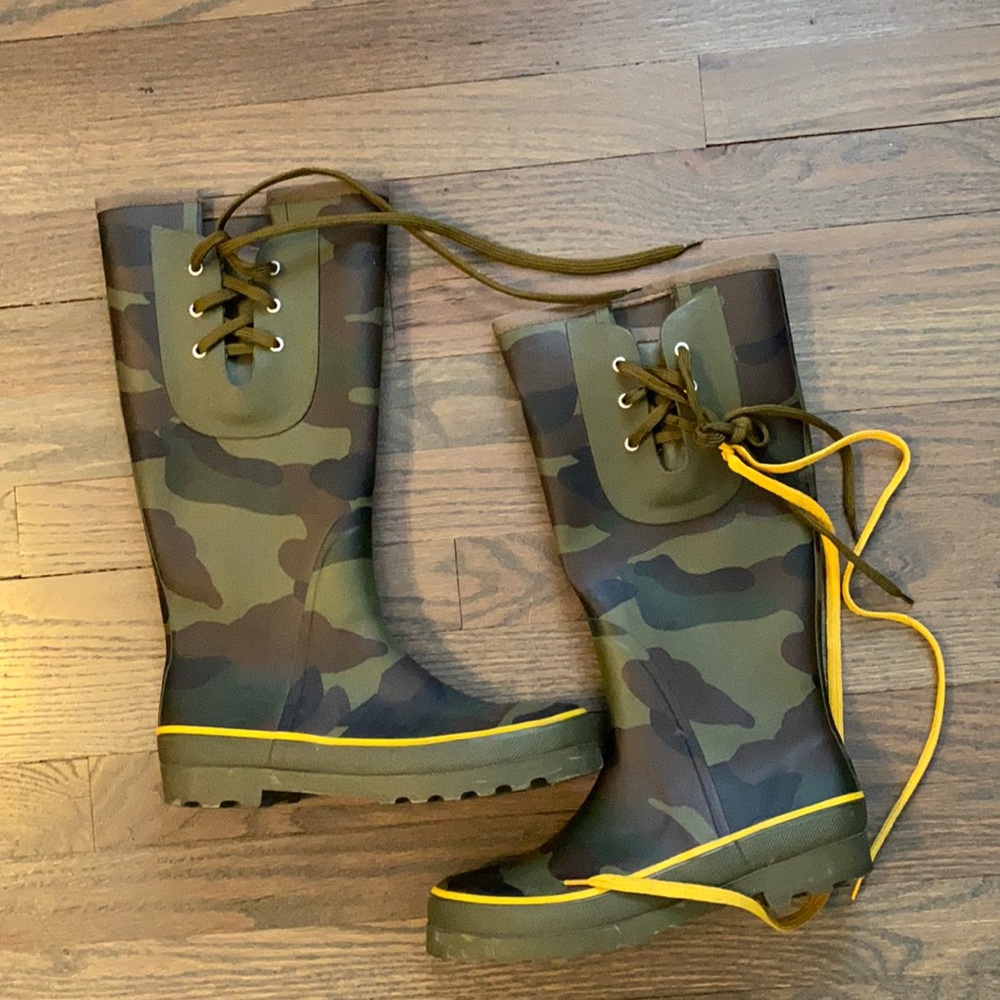 Jcrew Rain Boots size 8